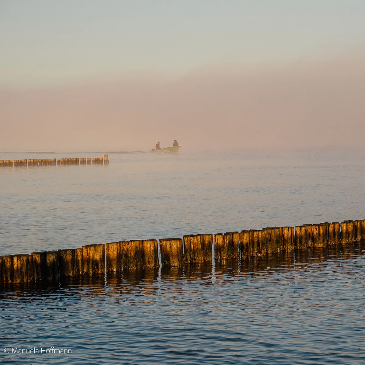 Blick auf die Ostsee im Nebel