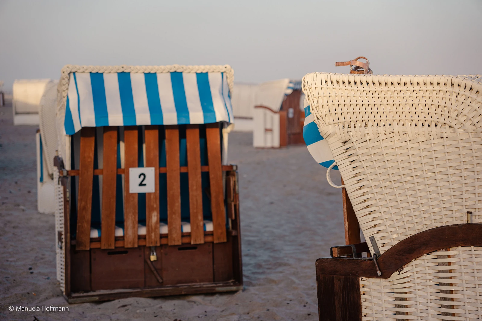 Blick auf Strandkörbe
