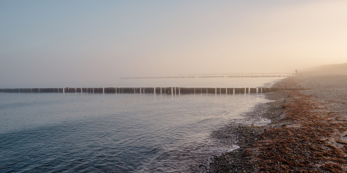 Blick auf die nebelige Ostsee