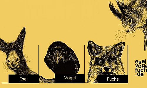 Auf gelbem Hintergrund sind die Zeichnungen von drei Köpfen zu sehen: ein Esel, eine Krähe, ein Fuchs. In schwarzem Rahmen steht jeweils daneben: Esel, Vogel, Fuchs. Daneben befindet sich das schwarze Logo. Von der rechten oberen Ecke schaut ein Eichhörnchen herab.